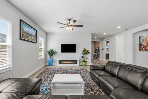 411 W Harwood Road Euless TX 76039