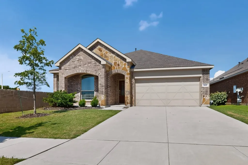 3401 Kingsview Drive Denton TX 76207