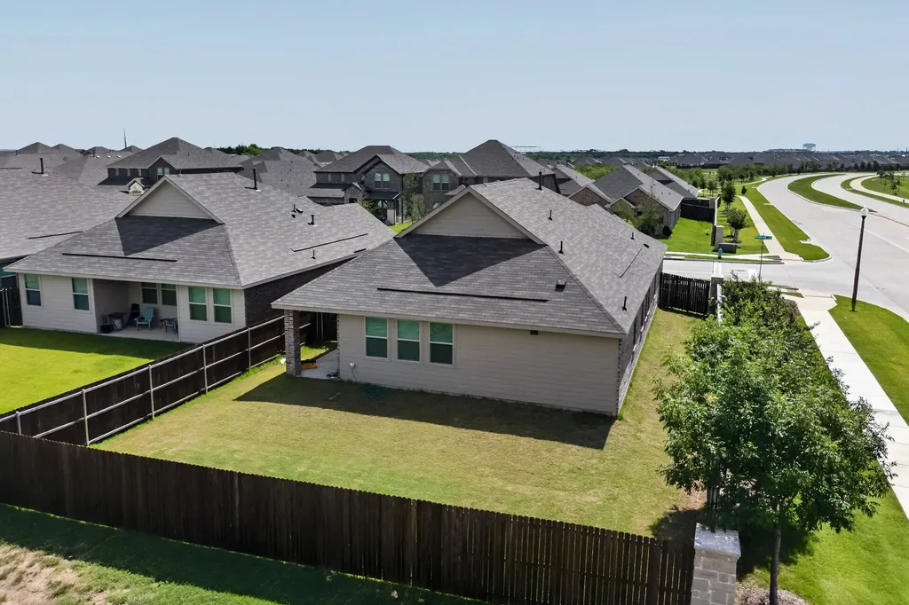 3401 Kingsview Drive Denton TX 76207