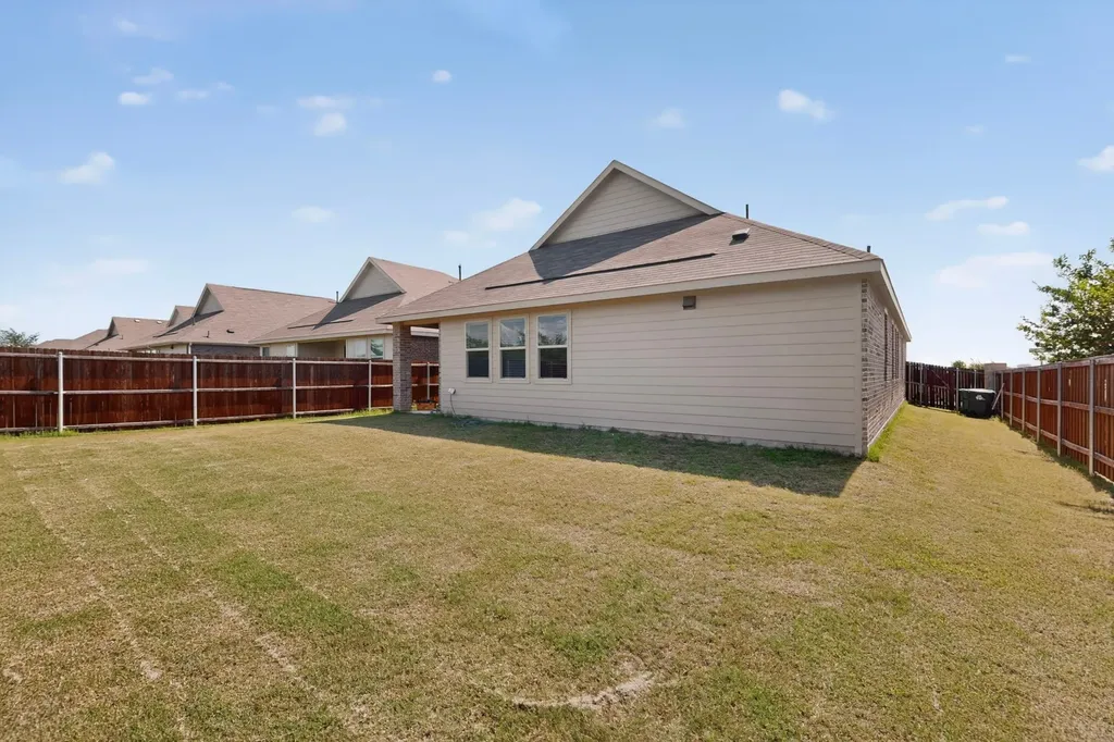 3401 Kingsview Drive Denton TX 76207