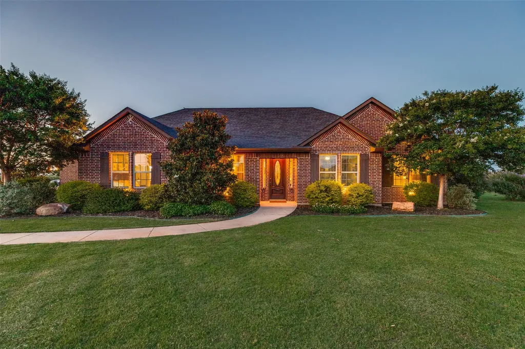 158 Whispering Winds Drive Gunter TX 75058
