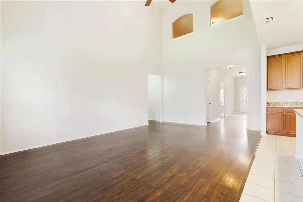 802 Swan Ridge Drive Sherman TX 75092