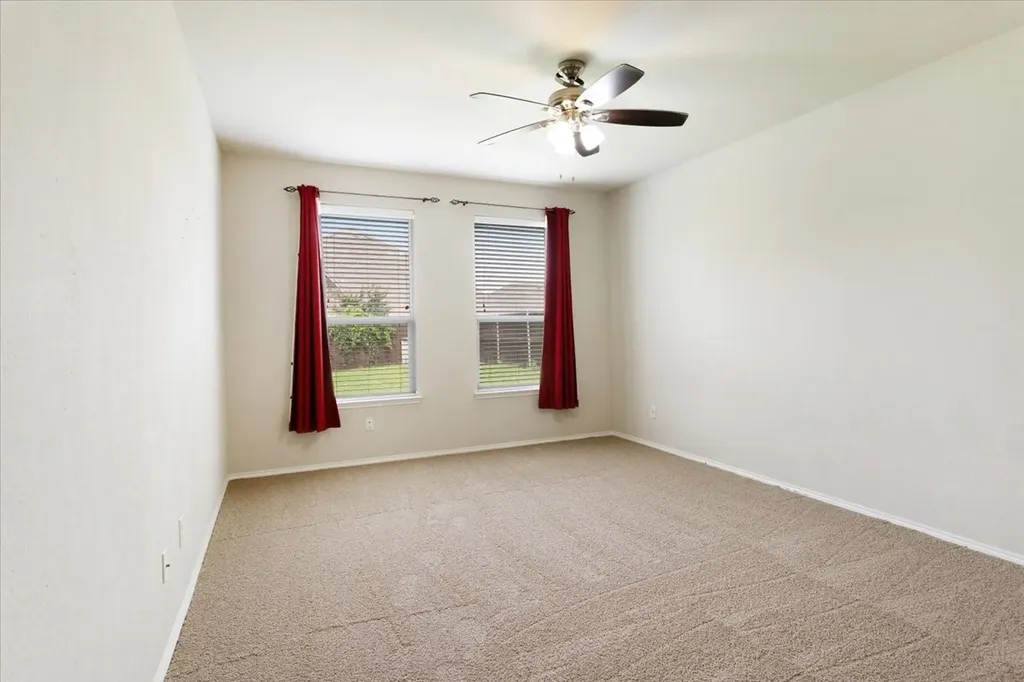 802 Swan Ridge Drive Sherman TX 75092
