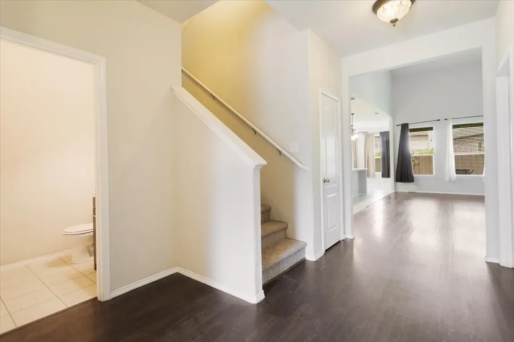 802 Swan Ridge Drive Sherman TX 75092
