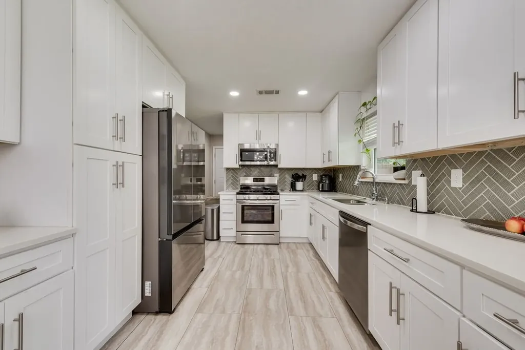 13660 Heartside Place Farmers Branch TX 75234