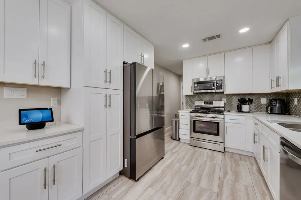 13660 Heartside Place Farmers Branch TX 75234