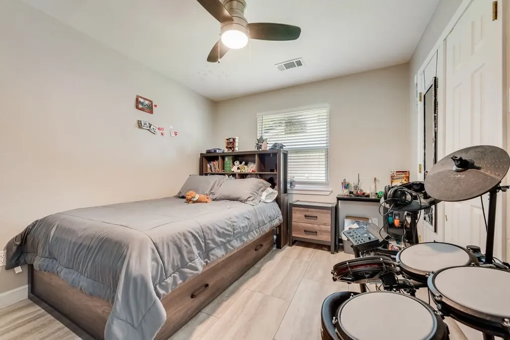 13660 Heartside Place Farmers Branch TX 75234