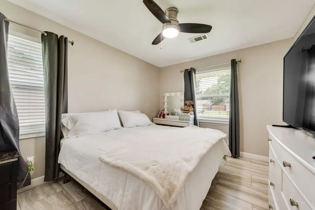 13660 Heartside Place Farmers Branch TX 75234