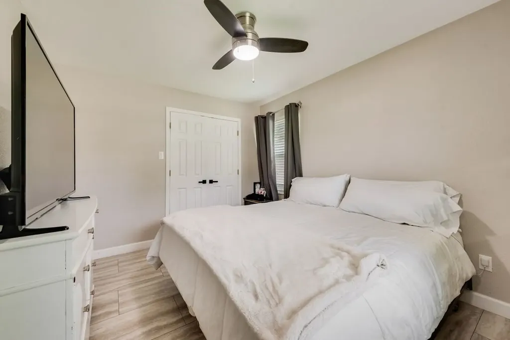 13660 Heartside Place Farmers Branch TX 75234
