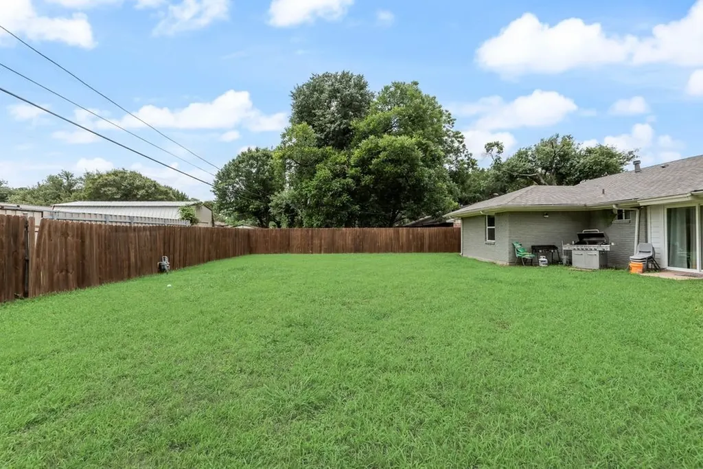 13660 Heartside Place Farmers Branch TX 75234