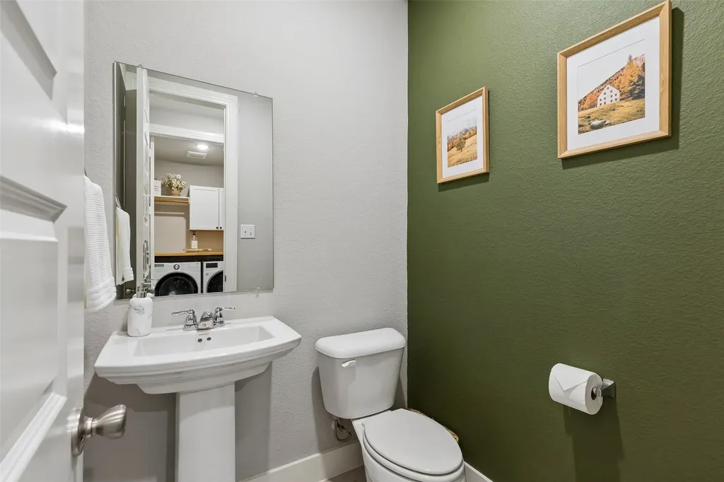 1104 Bluestem Drive Aubrey TX 76227