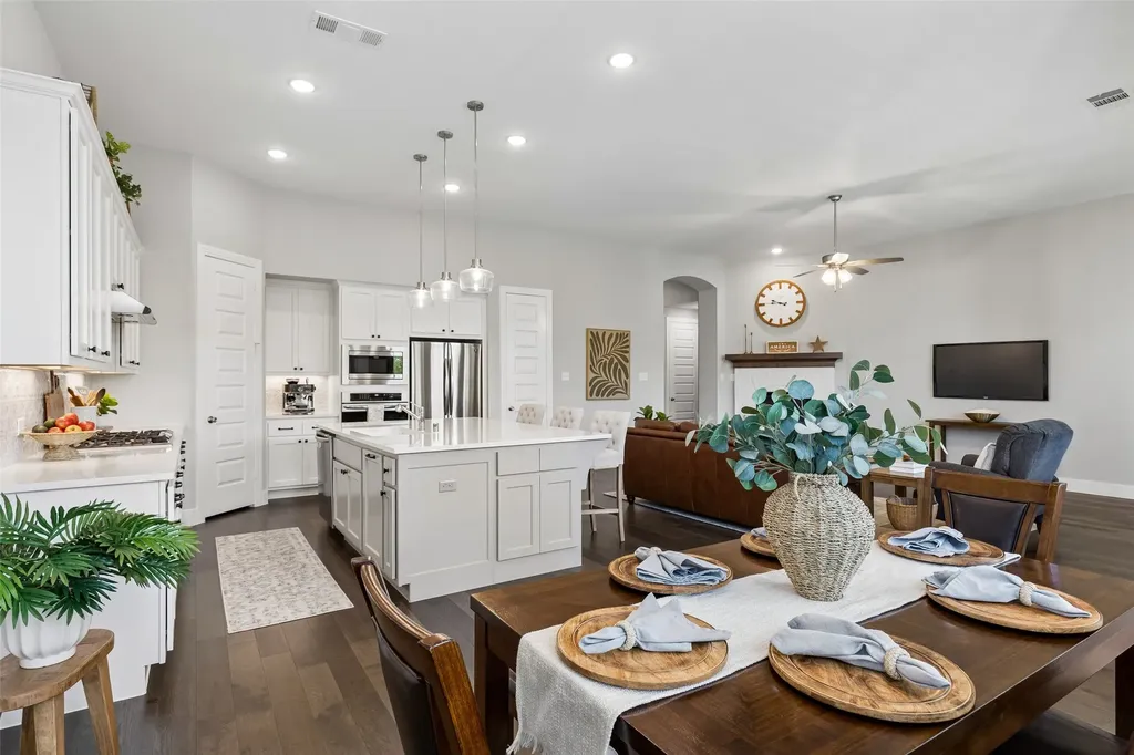 1104 Bluestem Drive Aubrey TX 76227