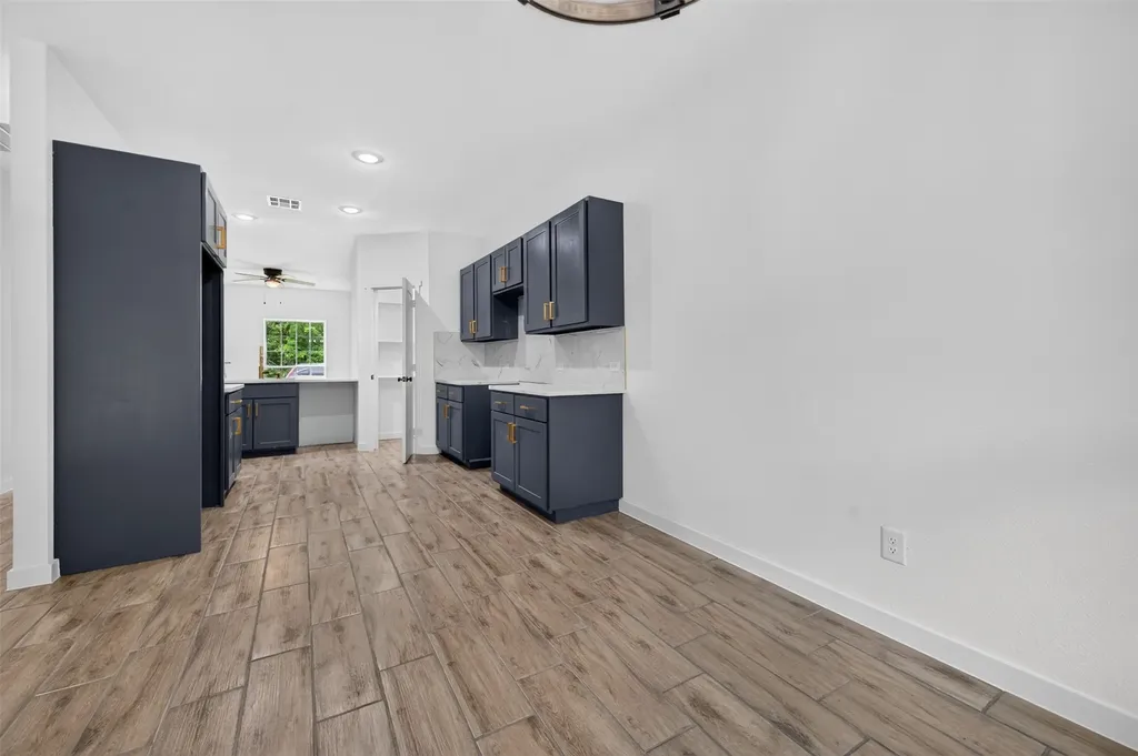 304 N Cherokee Shores Drive Mabank TX 75156