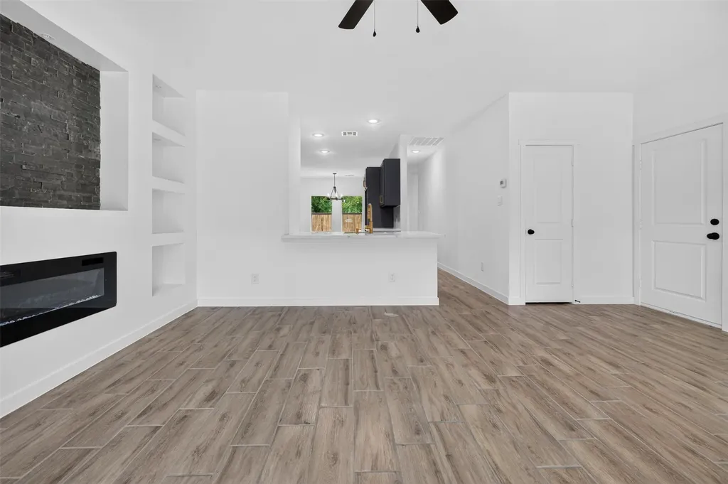 304 N Cherokee Shores Drive Mabank TX 75156