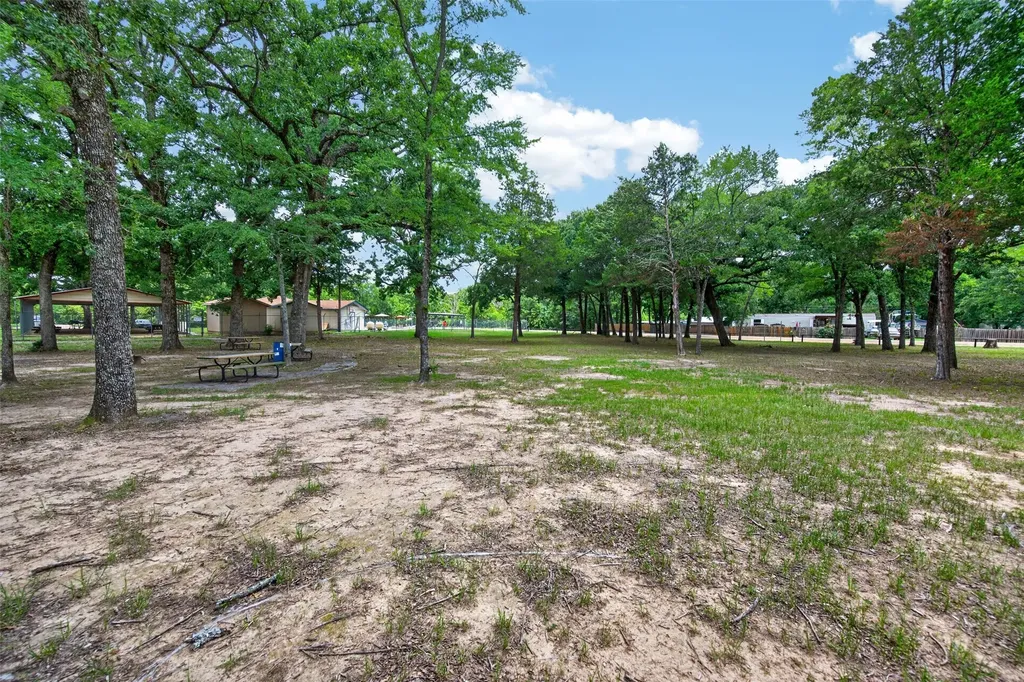 304 N Cherokee Shores Drive Mabank TX 75156