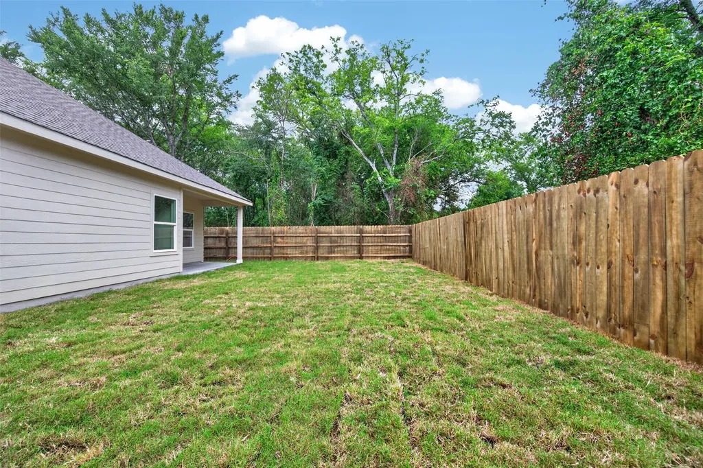 304 N Cherokee Shores Drive Mabank TX 75156