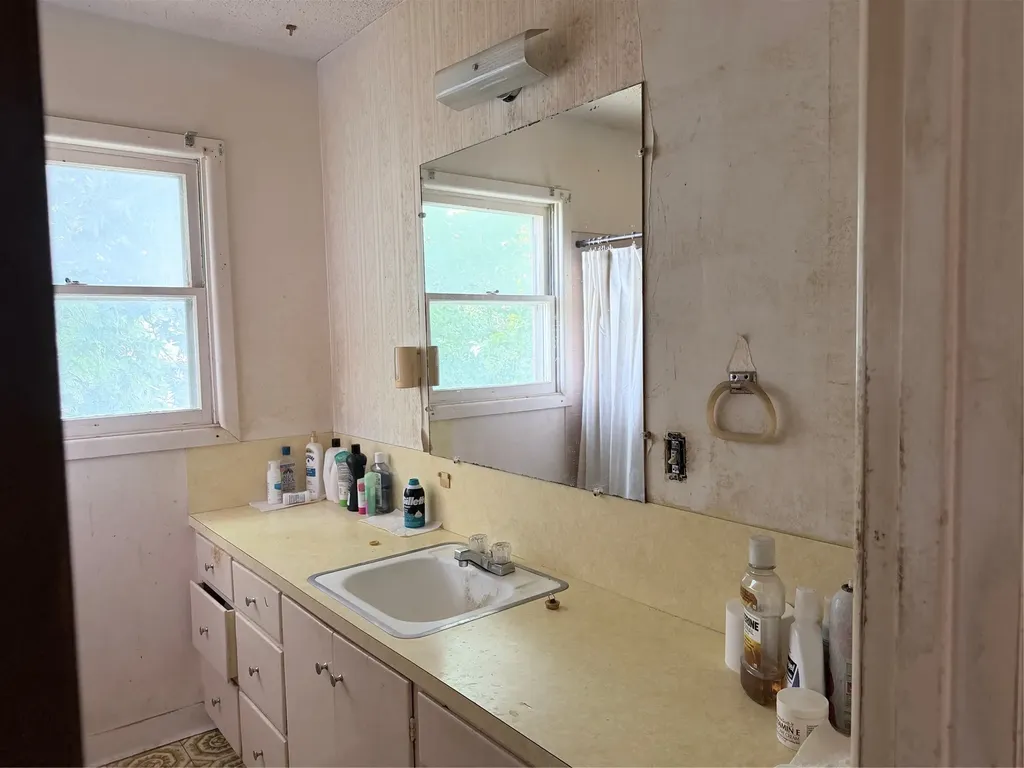 316 S Bouldin Hamilton TX 76531