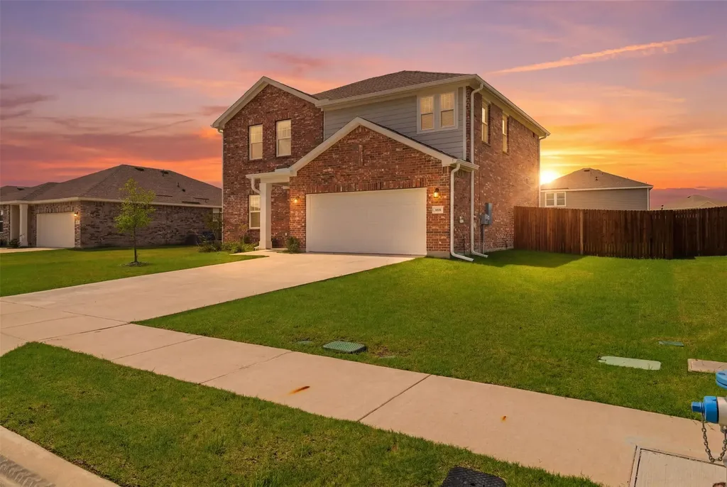 831 Lexington Lane Josephine TX 75173