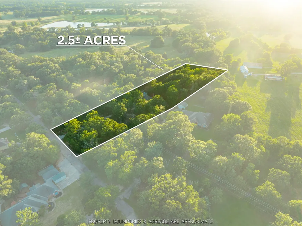 443 Copperhead Trail Powderly TX 75473