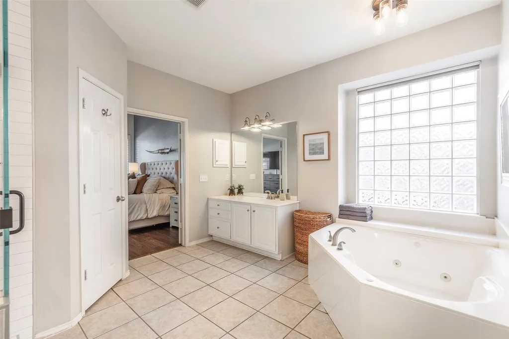2996 La Vista Lane Frisco TX 75033