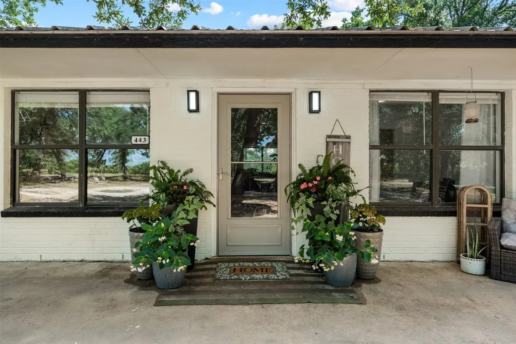 443 County Road 316 Jonesboro TX 76538