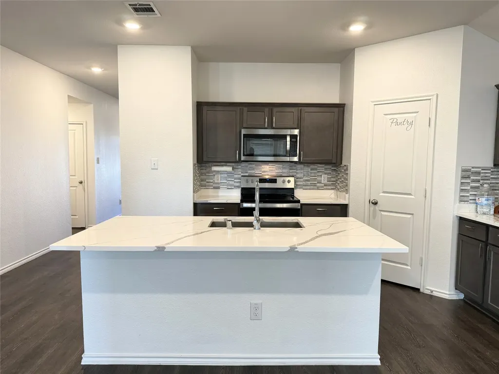 1305 Fieldstone Court Josephine TX 75189