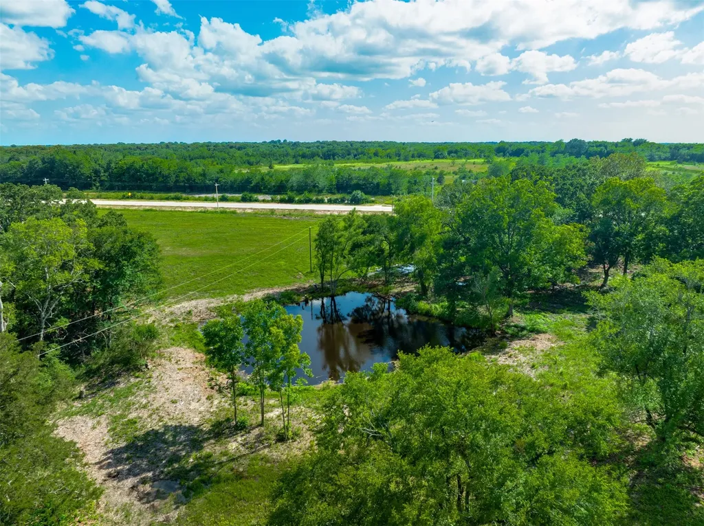 9253 Us Highway 271 S Deport TX 75435
