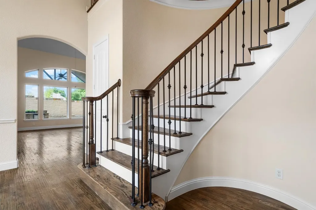 1148 Grant Avenue Lantana TX 76226