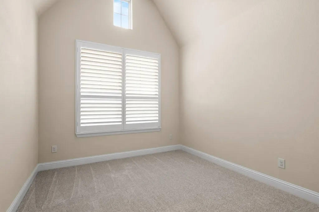 1148 Grant Avenue Lantana TX 76226