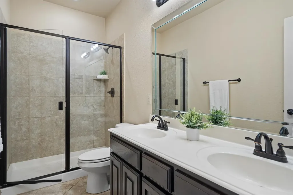 1148 Grant Avenue Lantana TX 76226