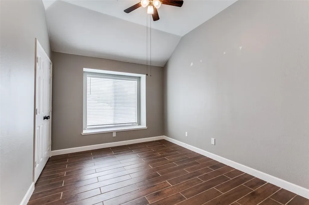 1817 Oak Bend Lane Garland TX 75040