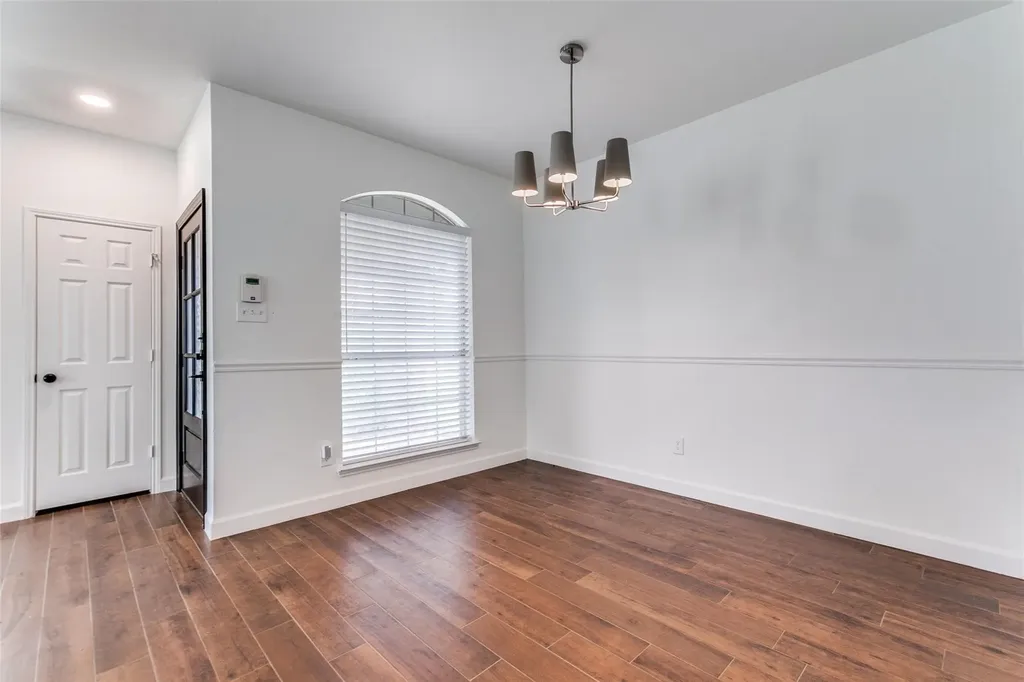 1817 Oak Bend Lane Garland TX 75040