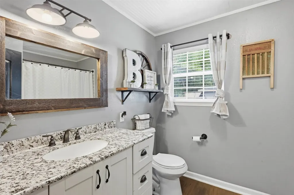 308 W 1st Street Springtown TX 76082