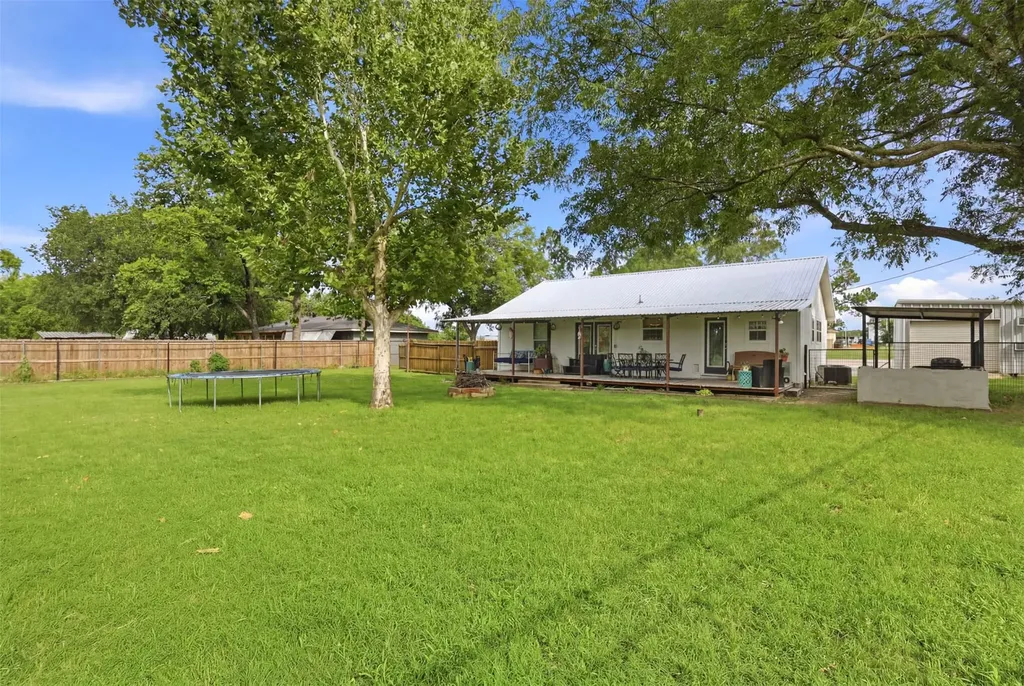 308 W 1st Street Springtown TX 76082