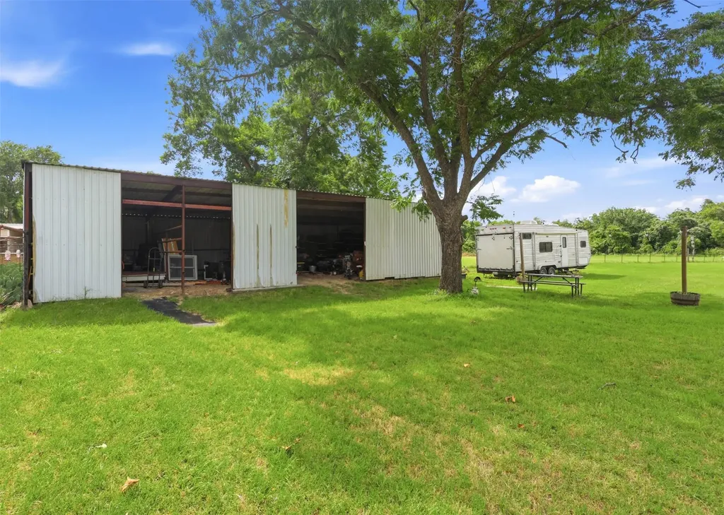 308 W 1st Street Springtown TX 76082