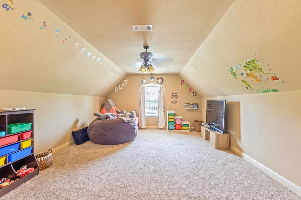 108 Oak Creek Drive Springtown TX 76082