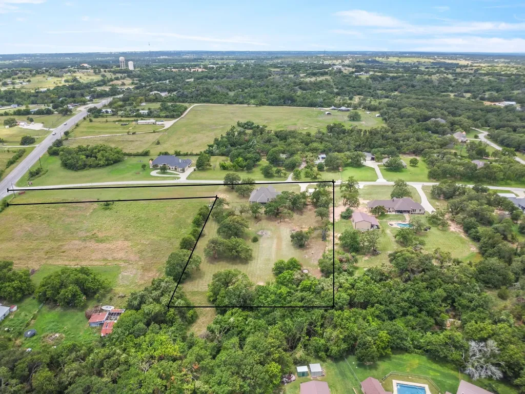 108 Oak Creek Drive Springtown TX 76082