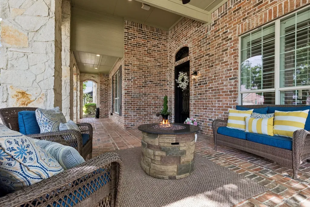 1806 San Carlos Avenue Allen TX 75002