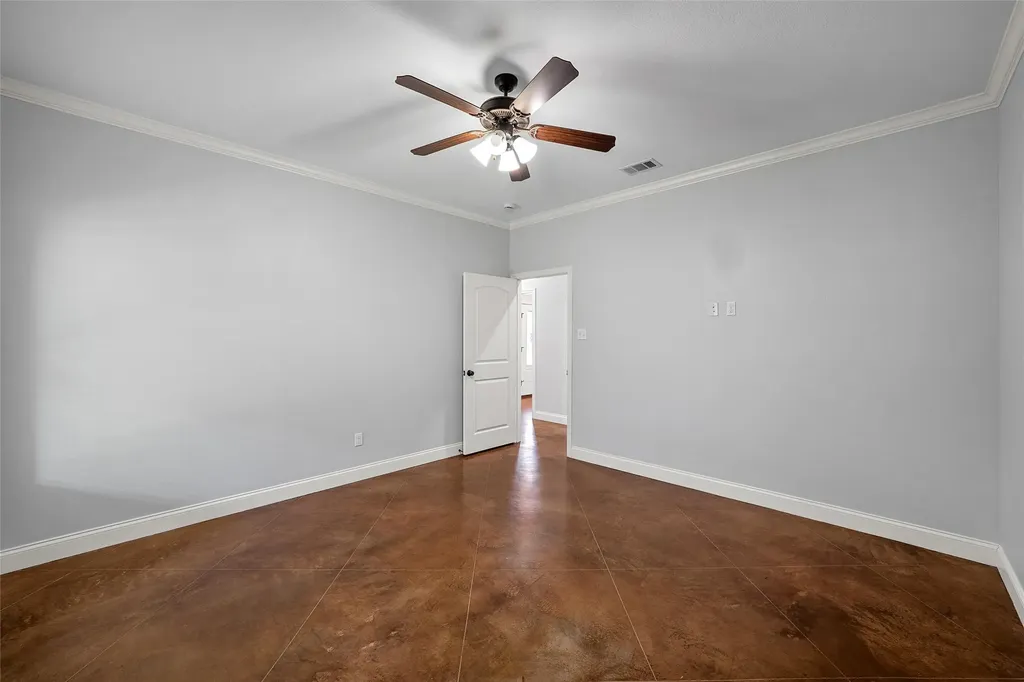 1509 N Reagan Street West TX 76691