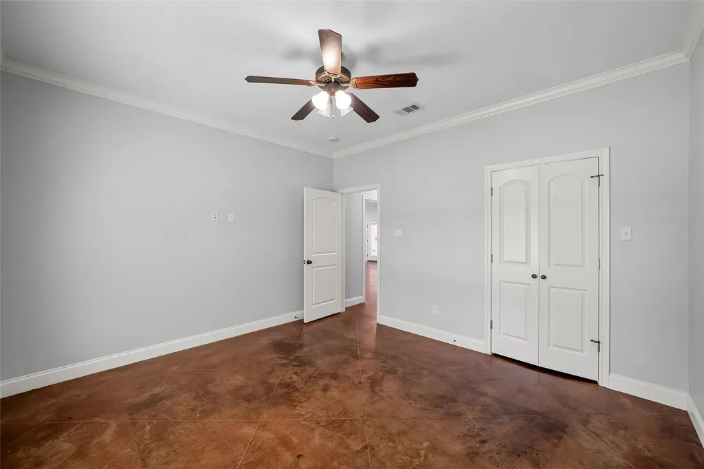 1509 N Reagan Street West TX 76691