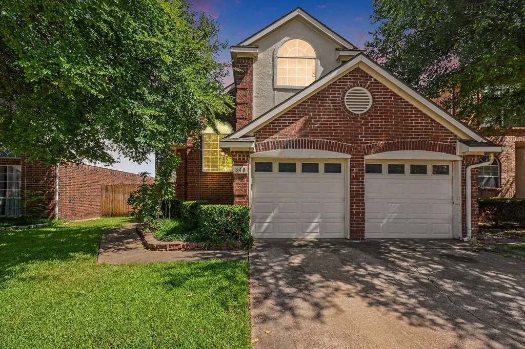 340 Arbor Court Euless TX 76039