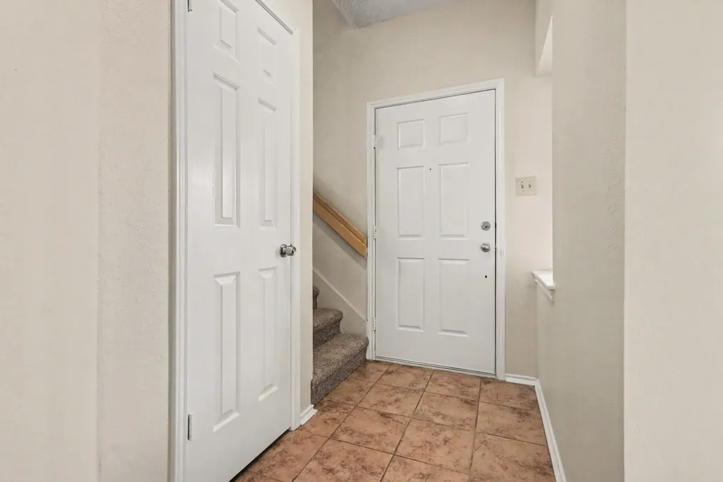 340 Arbor Court Euless TX 76039