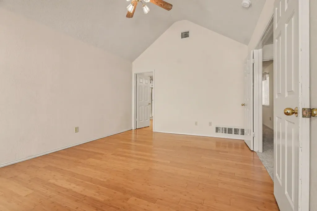 340 Arbor Court Euless TX 76039