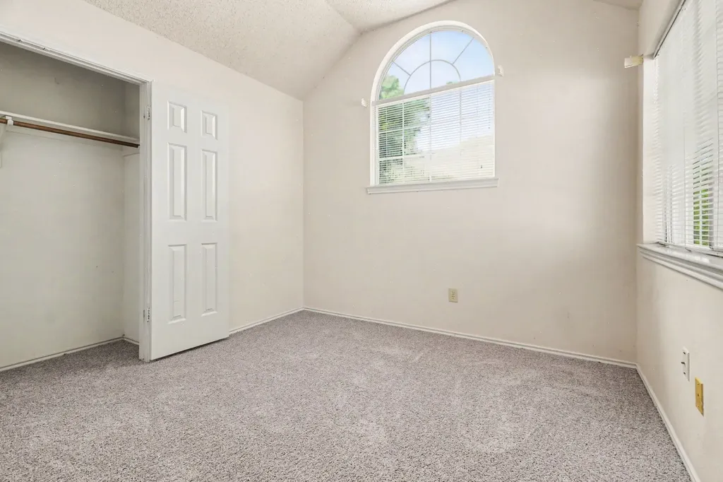 340 Arbor Court Euless TX 76039
