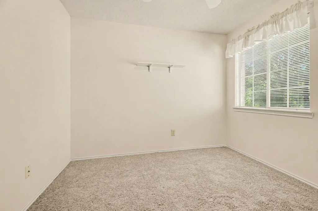 340 Arbor Court Euless TX 76039