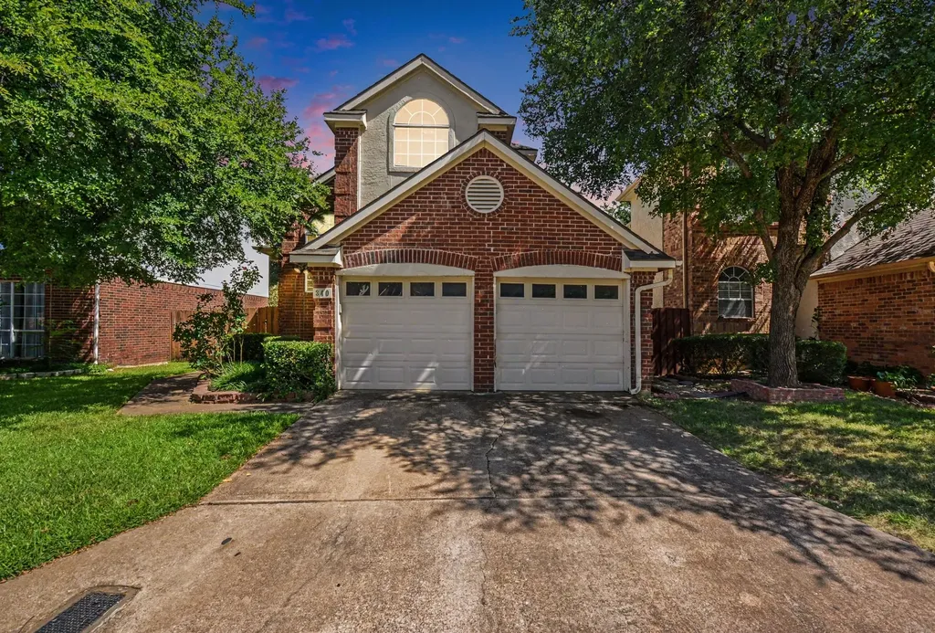 340 Arbor Court Euless TX 76039