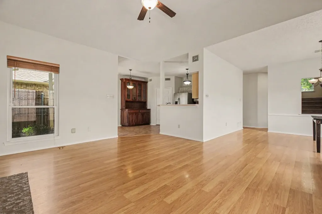 340 Arbor Court Euless TX 76039