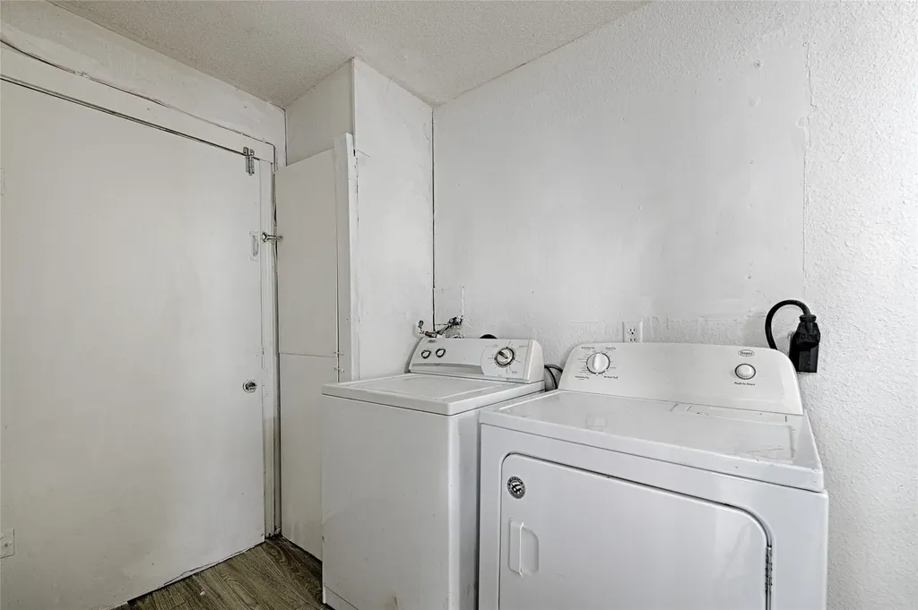 109 W Marsalis Street Celeste TX 75423