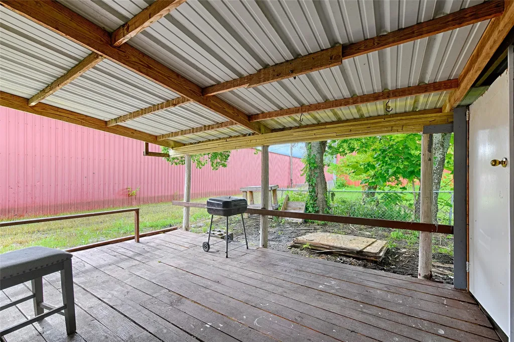 109 W Marsalis Street Celeste TX 75423