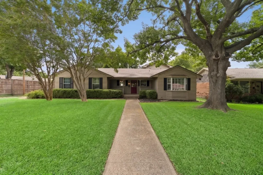9314 Livenshire Drive Dallas TX 75238